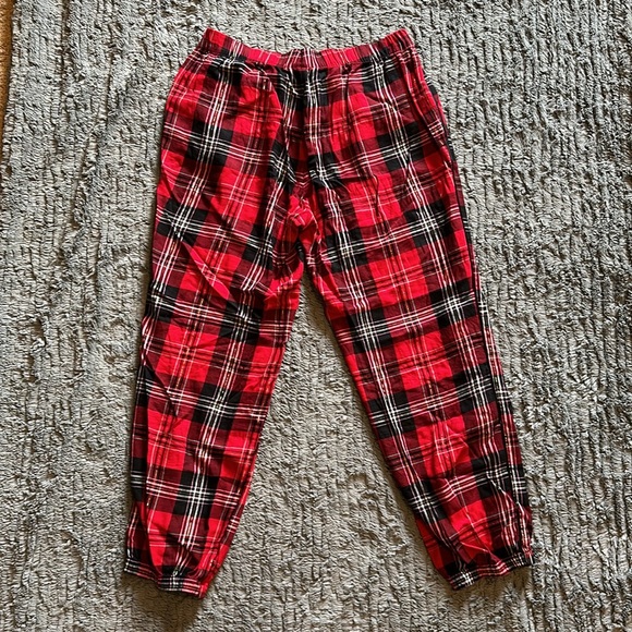 Victoria’s Secret Pajama Pants - Picture 4 of 5